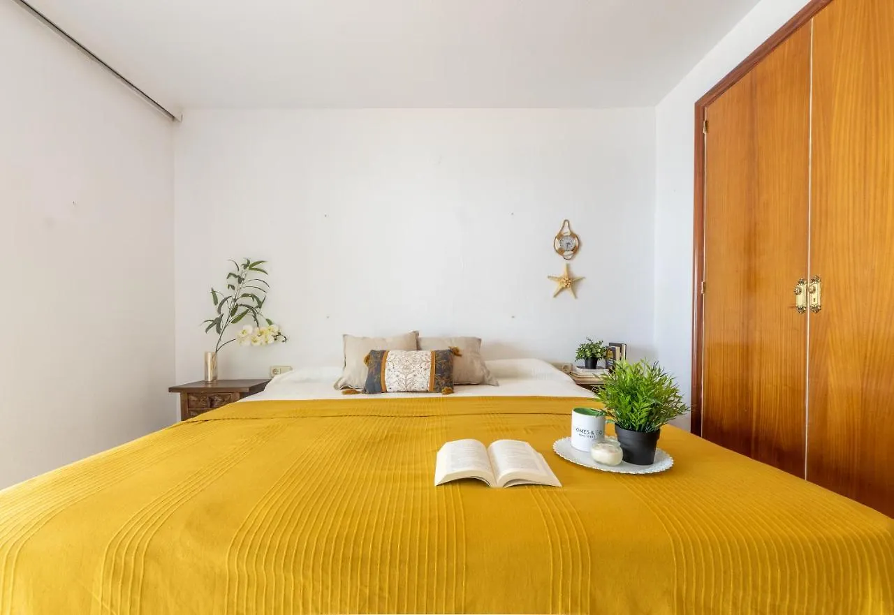 Homes & Go Bell Reco Basic IV La Pineda Apartment